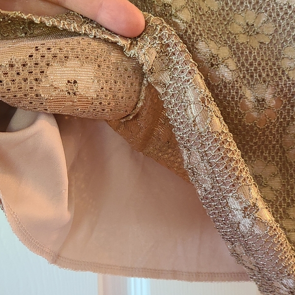 Nicola gold women's tank shell lace overlay lined top blouse L - Picture 3 of 5